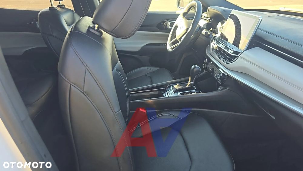 Jeep Compass - 12