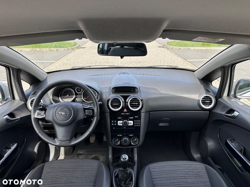 Opel Corsa 1.2 16V Energy - 5