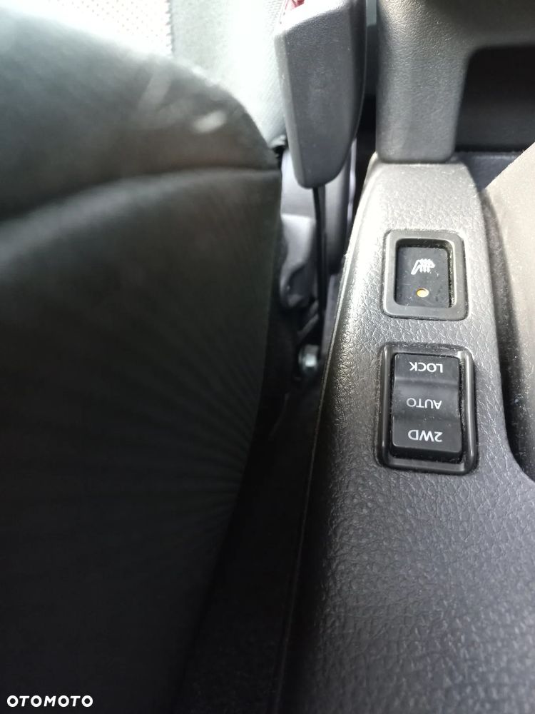 Suzuki SX4 1.9 DDiS DPF 4x4 Comfort - 21