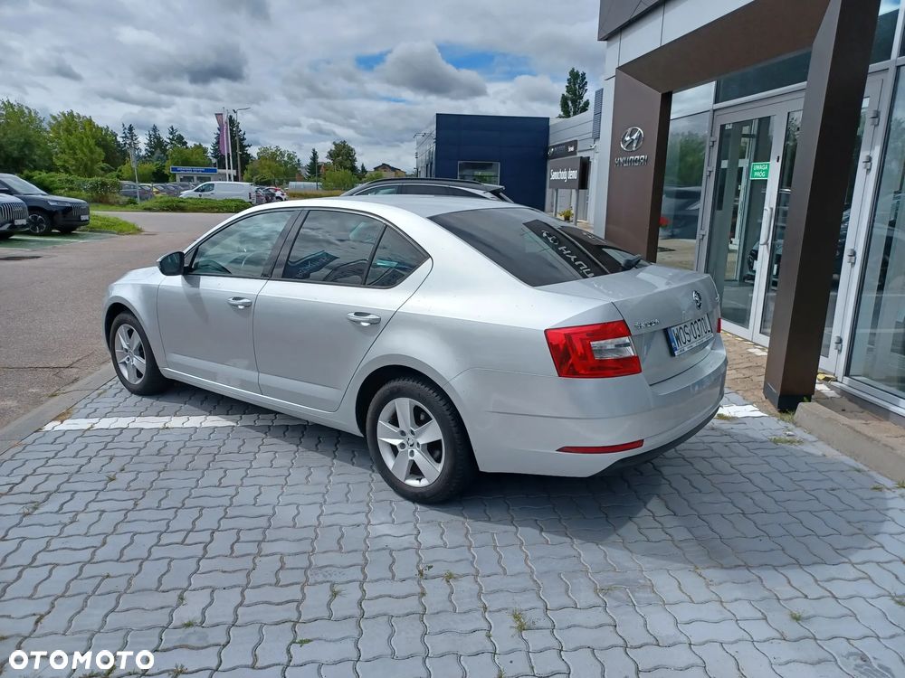 Skoda Octavia 2.0 TDI SCR Style DSG - 3
