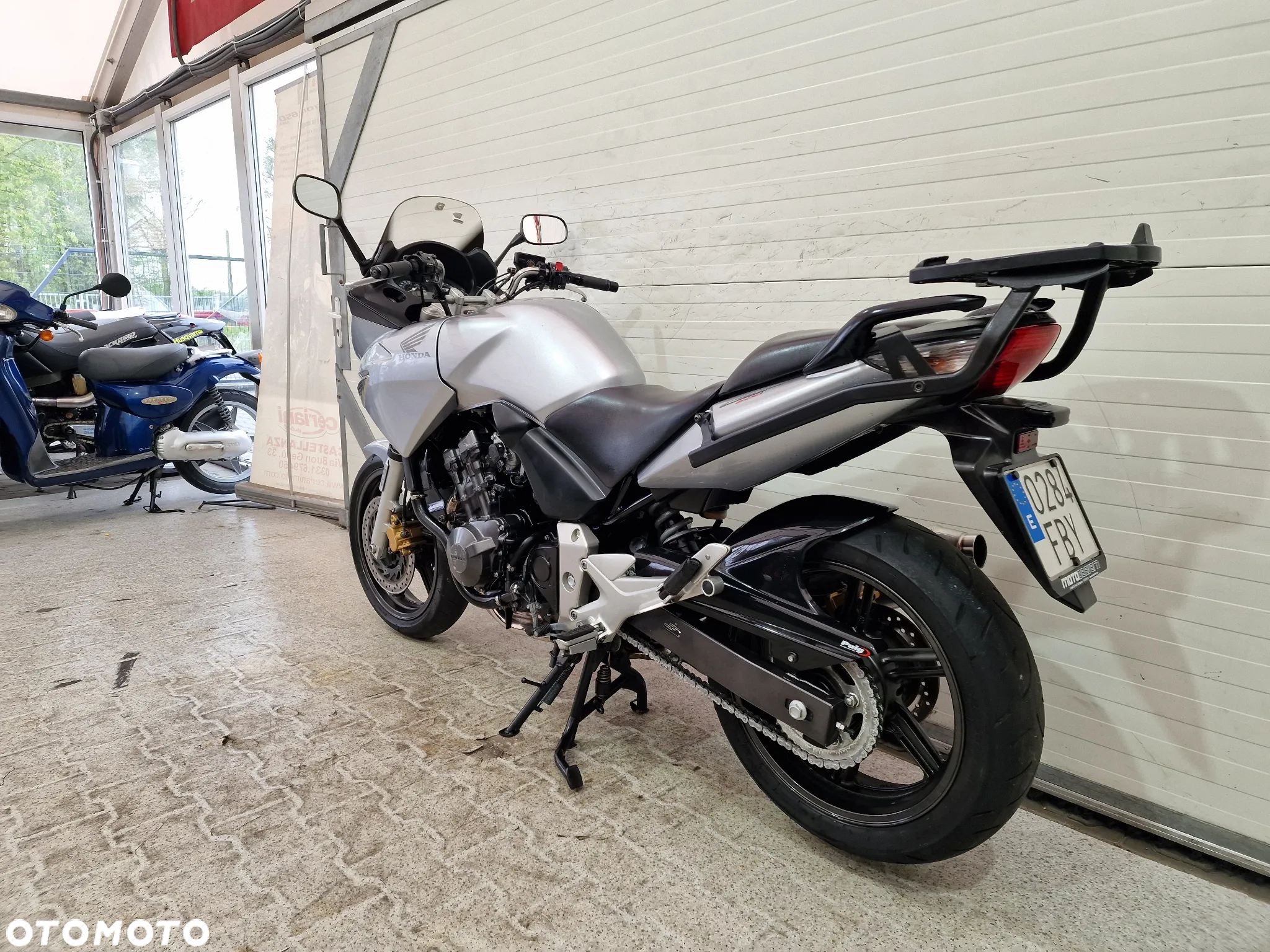 Honda CBF - 6