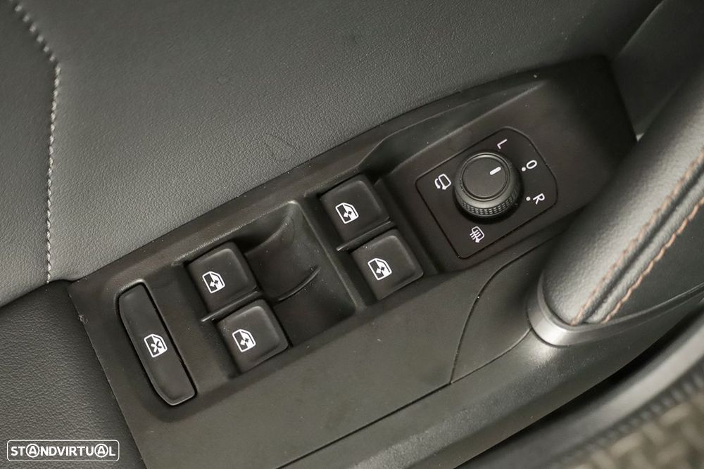 Cupra Formentor 1.4 e-Hybrid DSG - 19