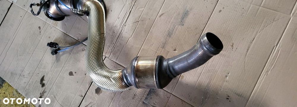 Katalizator Kompletny z Czujnikami MERCEDES C63 AMG W205 2018 A2054904014 - 3