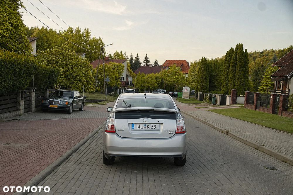 Toyota Prius 1.5 VVT-i Prestige - 5
