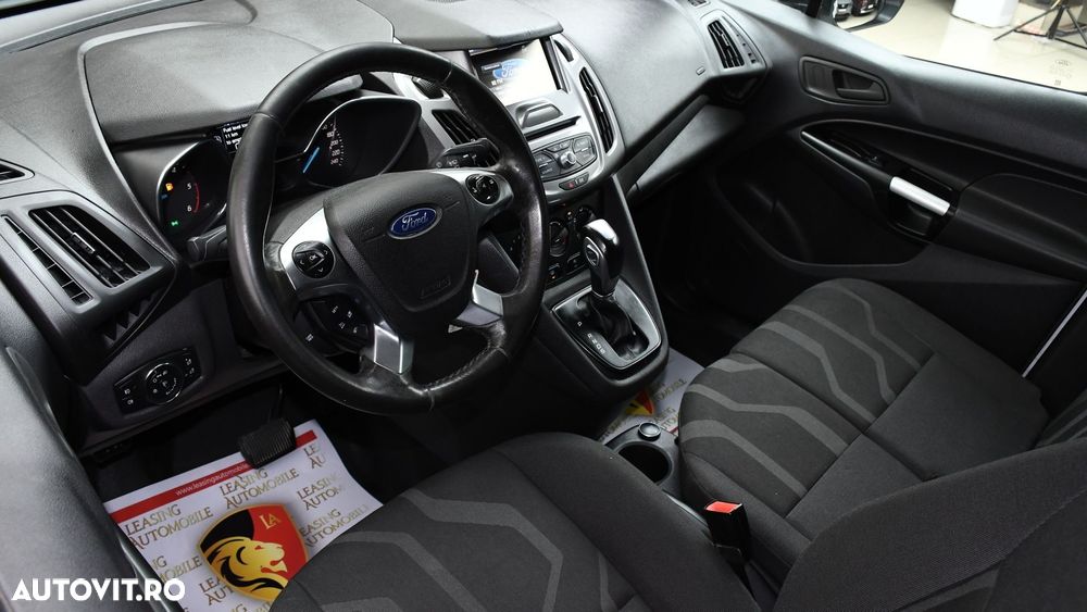 Ford Transit Connect - 9