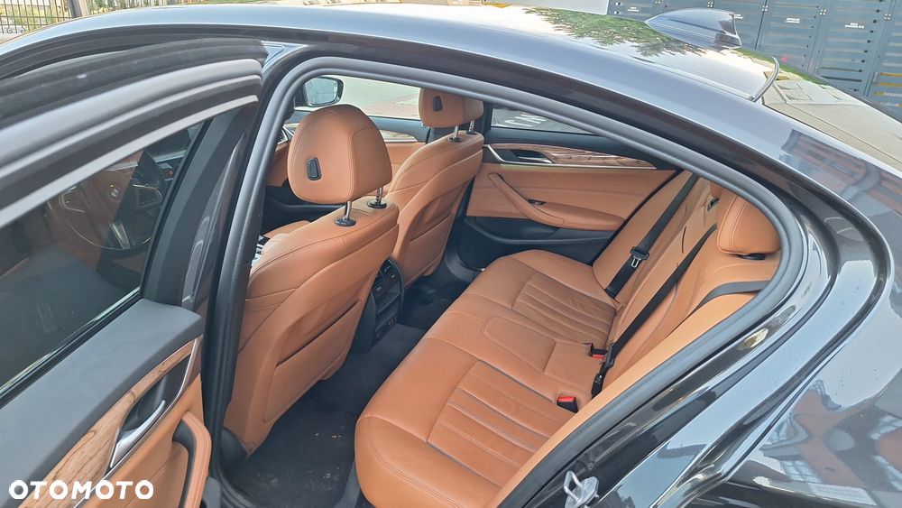BMW Seria 5 520e M Sport sport - 20