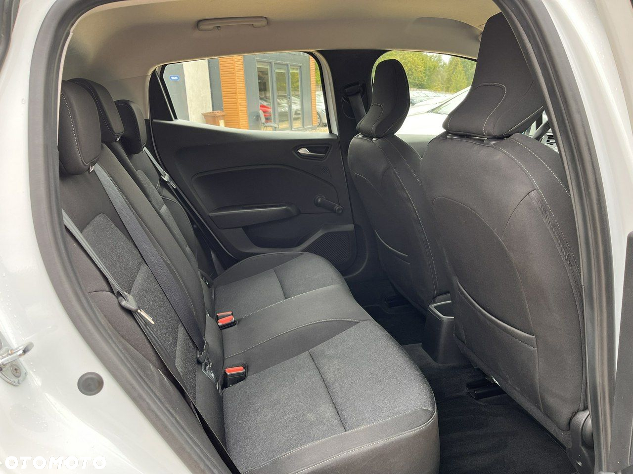 Renault Clio - 22