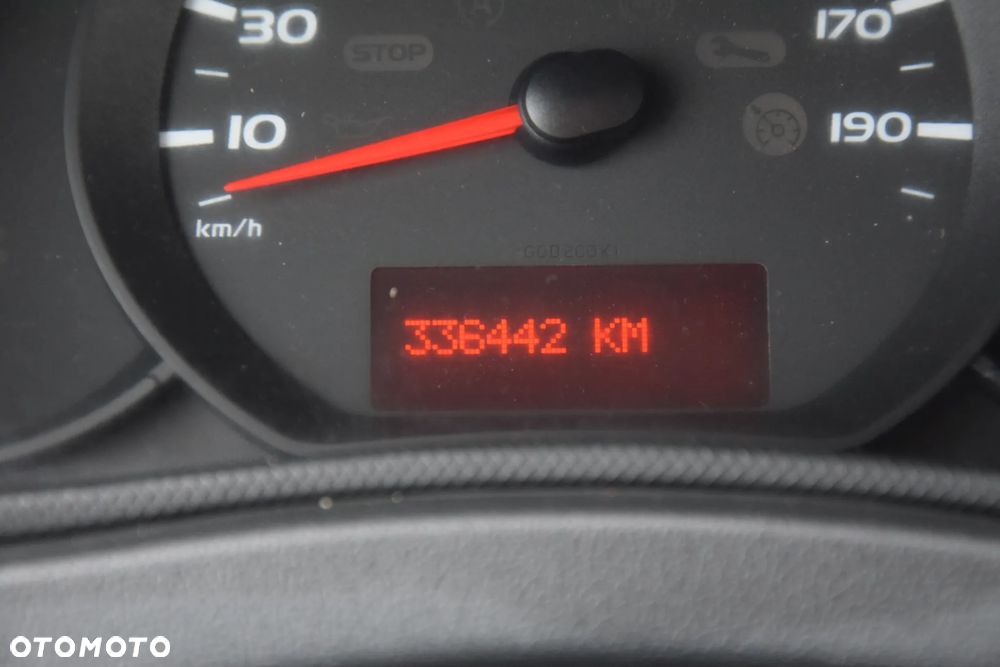 Renault MASTER / 2.3 - 150 KM / BRYGADÓWKA / DOKA / 7 OSOBOWY / DOSTAWCZE / BLASZAK / KLIMA / TEMPOMAT / SPROWADZONY - 28