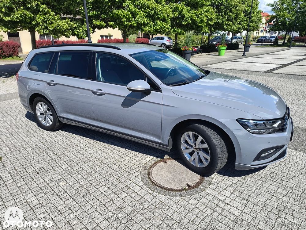 Volkswagen Passat 2.0 TDI EVO Elegance DSG - 9