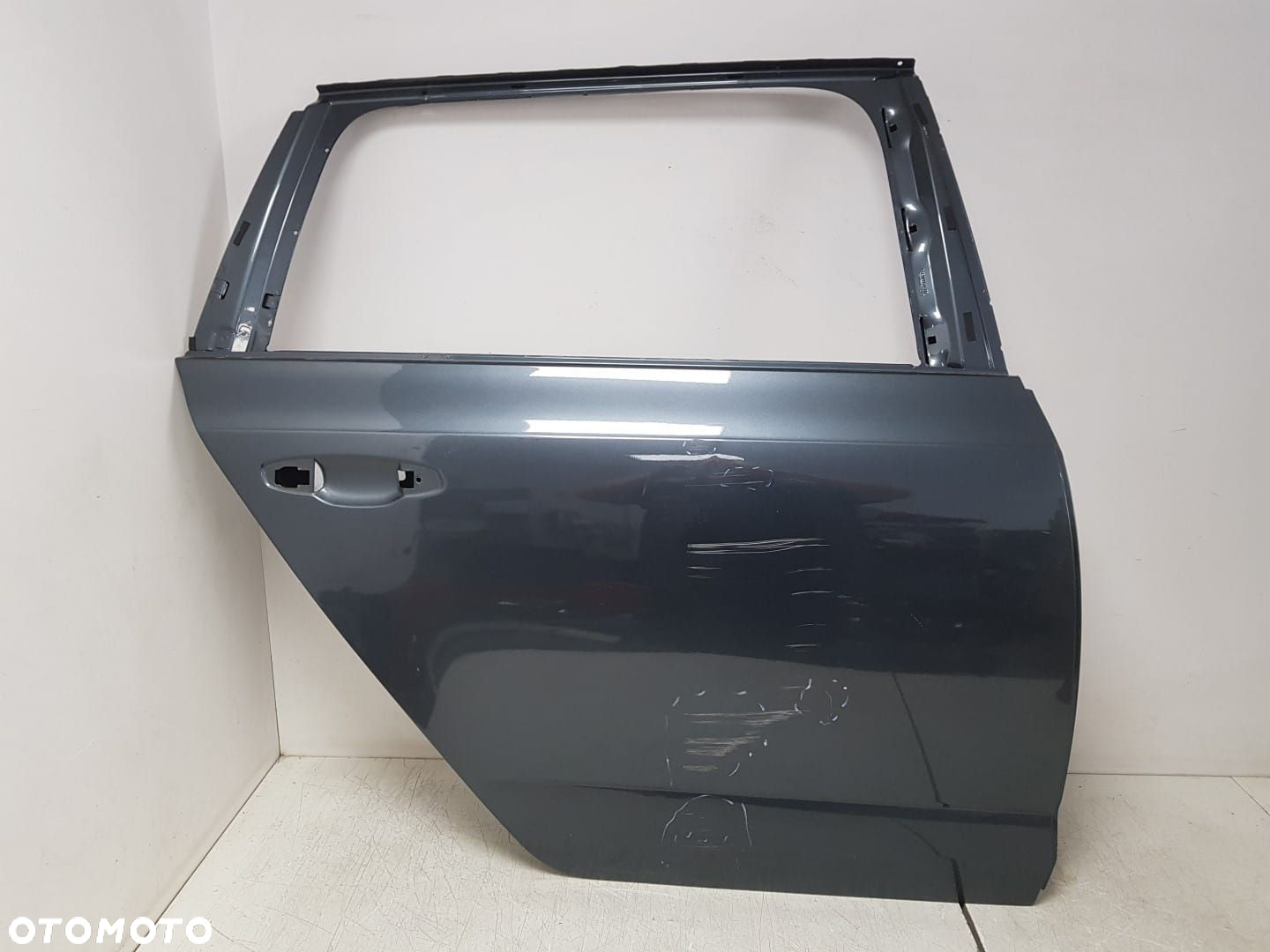 DRZWI PRAWE TYLNE PRAWA TYL KOMBI 5E9 SKODA OCTAVIA III 12-20r 5E9833602 - 3