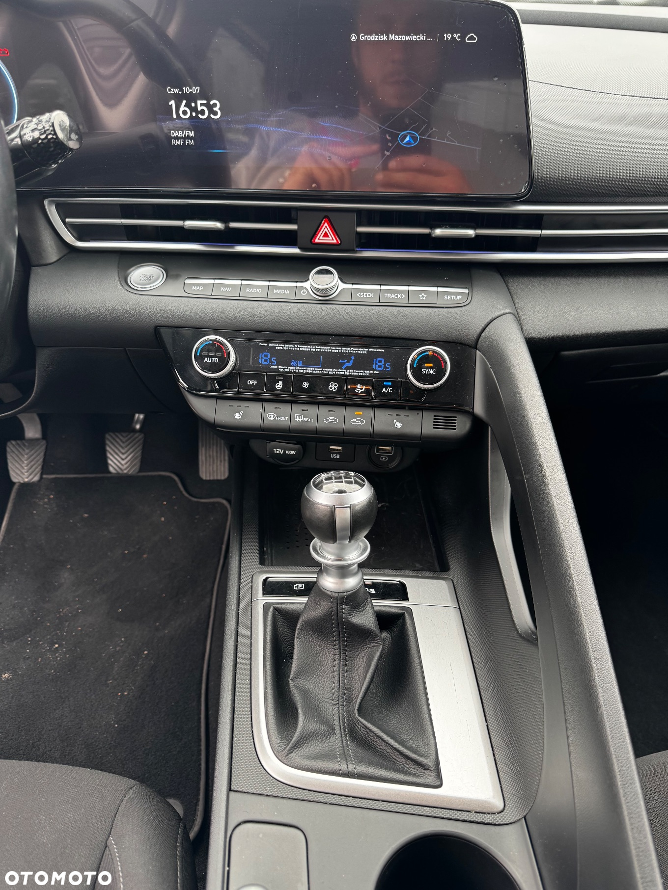 Hyundai Elantra 1.6 Executive - 18