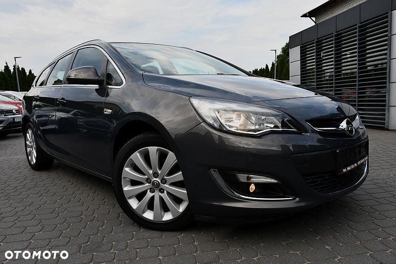 Opel Astra 1.4 Turbo Cosmo - 1