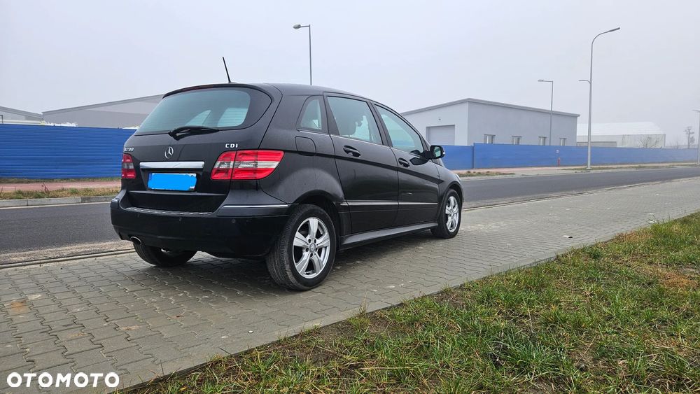 Mercedes-Benz Klasa B 200 CDI Elegance DPF Edition 10 - 27