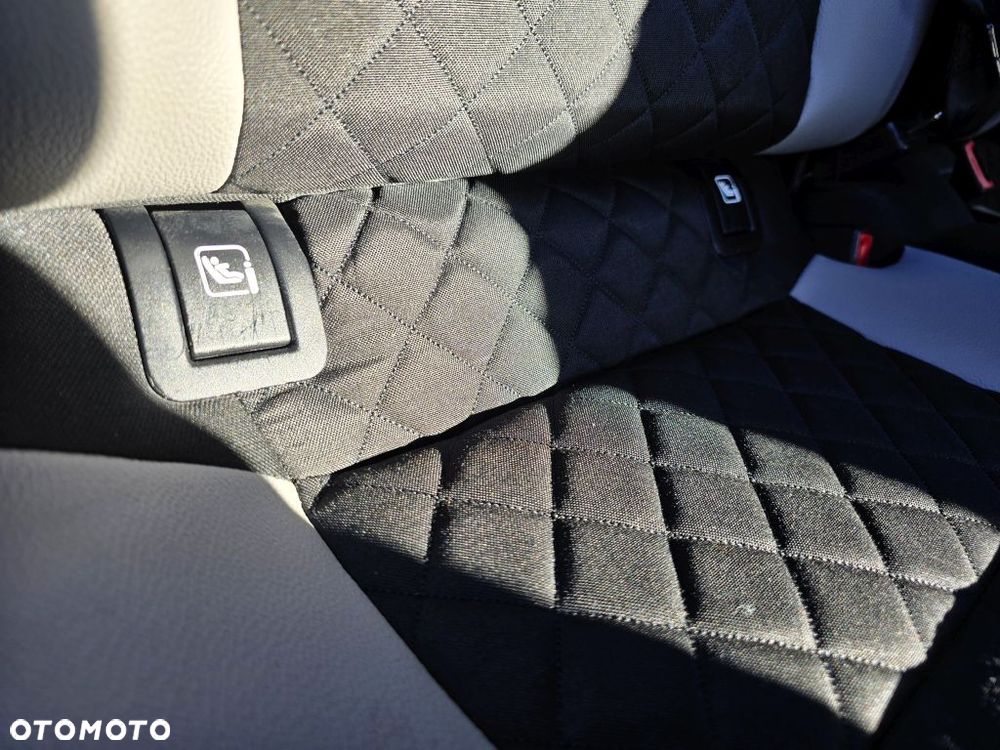 Kia Ceed 1.6 CRDi GT Line - 26