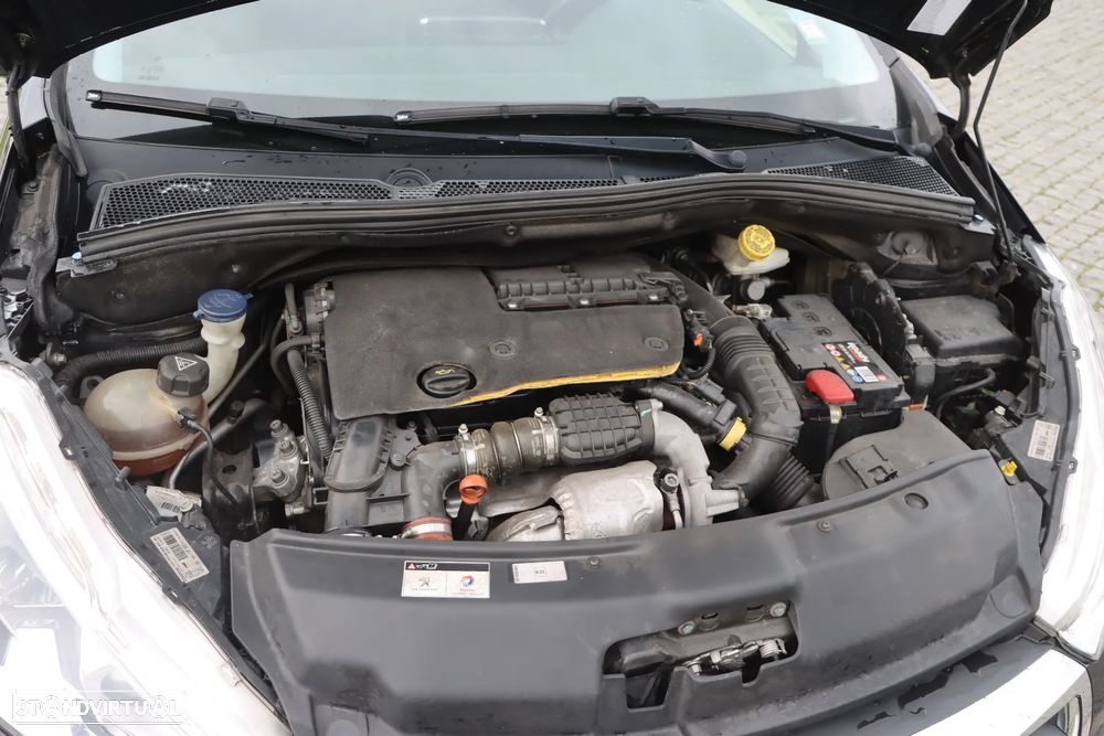 Peugeot 208 1.6 BlueHDi Style - 18