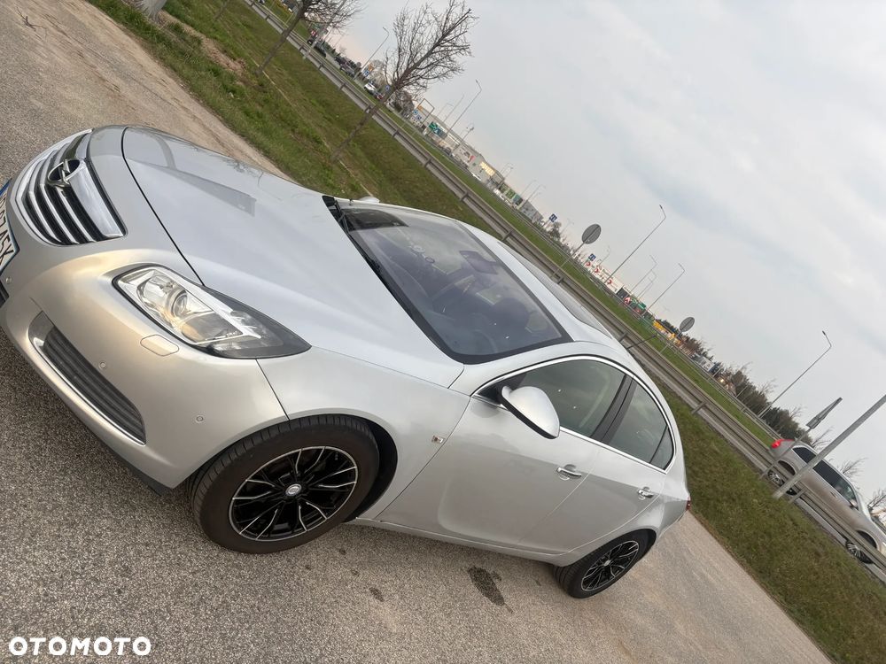 Opel Insignia 2.0 CDTI - 12