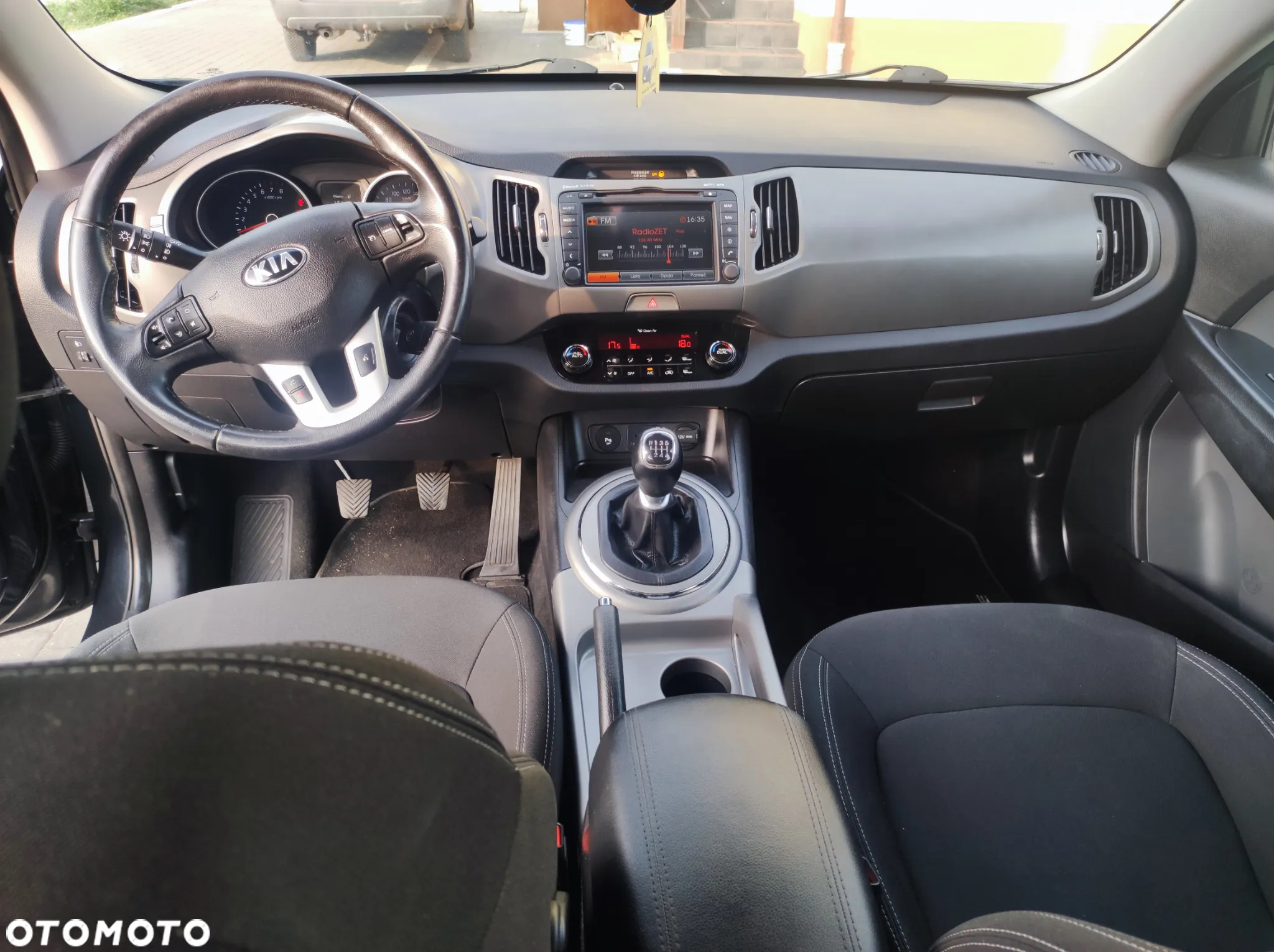 Kia Sportage 1.6 GDI 2WD Attract - 12