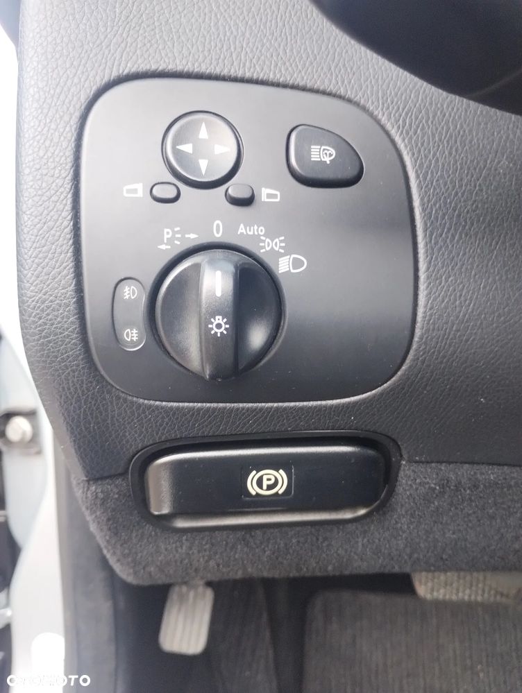 Mercedes-Benz CLK 500 7G-TRONIC Avantgarde - 24