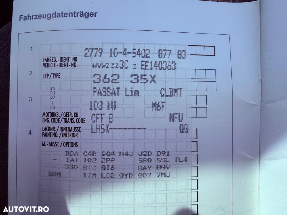 Volkswagen Passat 2.0 TDI BlueMotion Tehnology Comfortline - 11