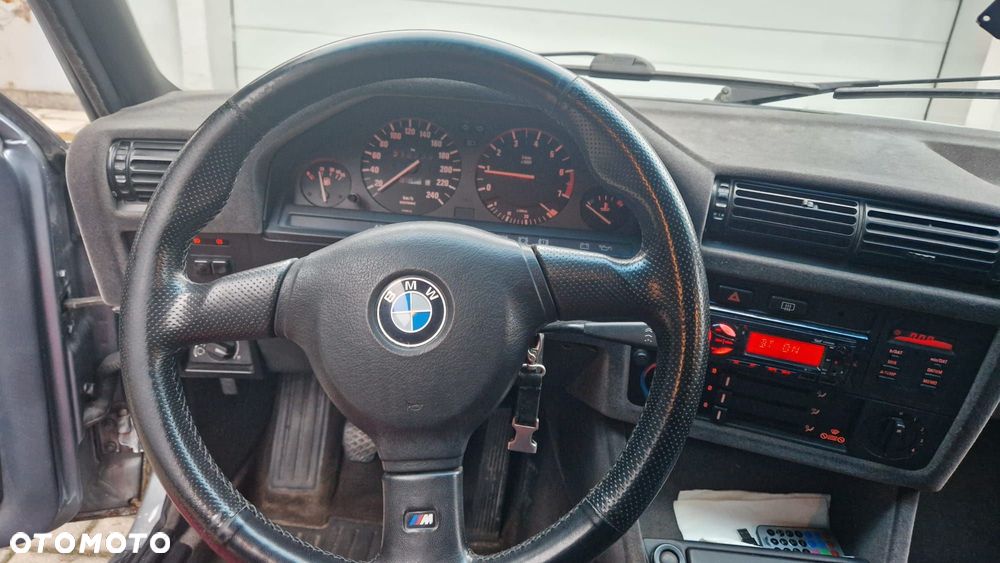 BMW Seria 3 - 22