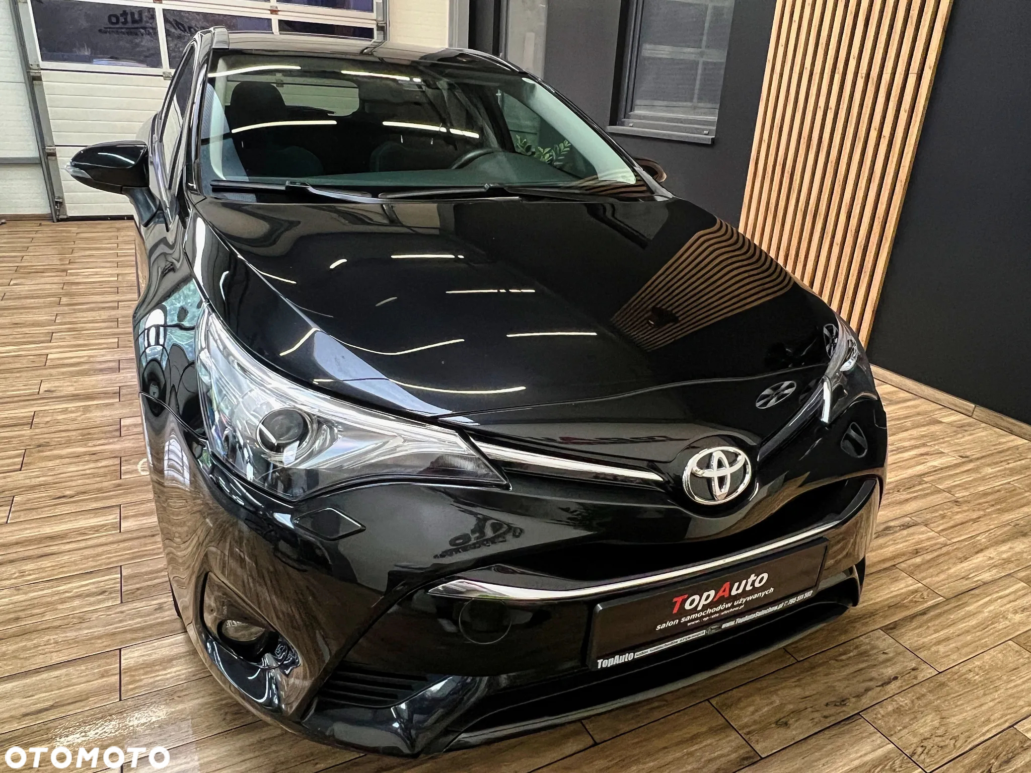 Toyota Avensis 1.8 Premium - 3