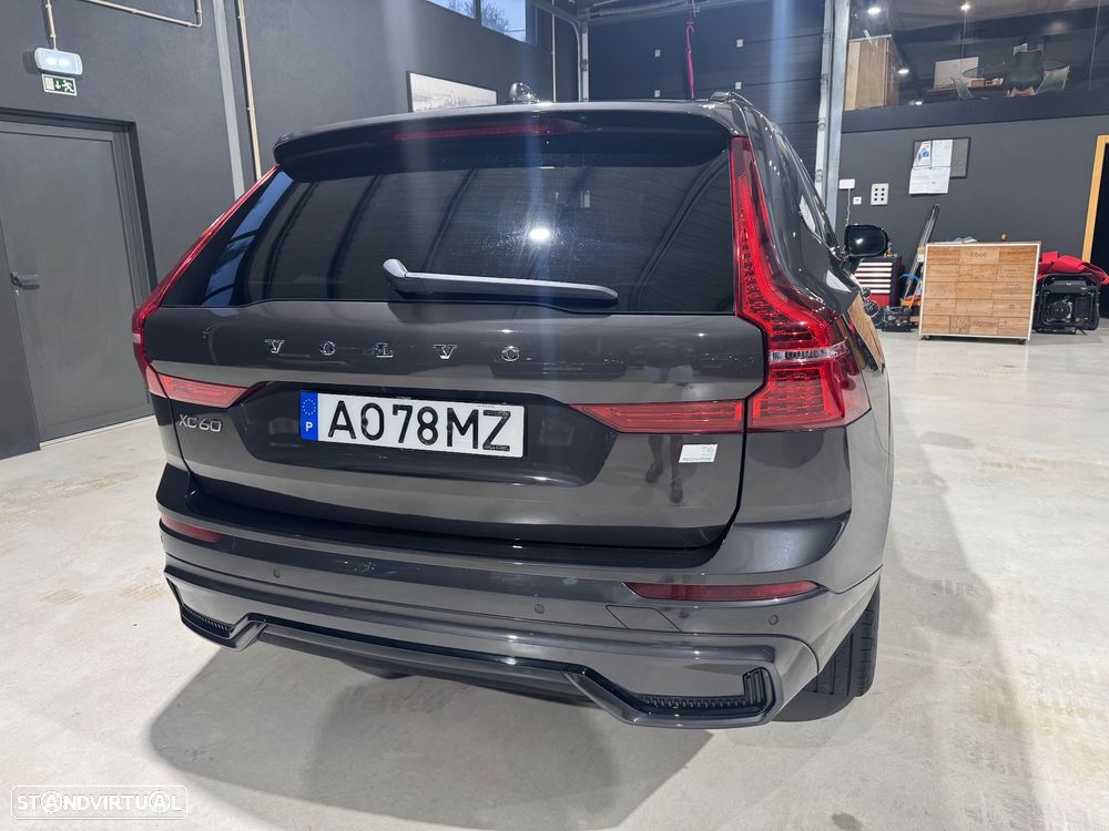 Volvo XC 60 2.0 T6 PHEV R-Design AWD - 9