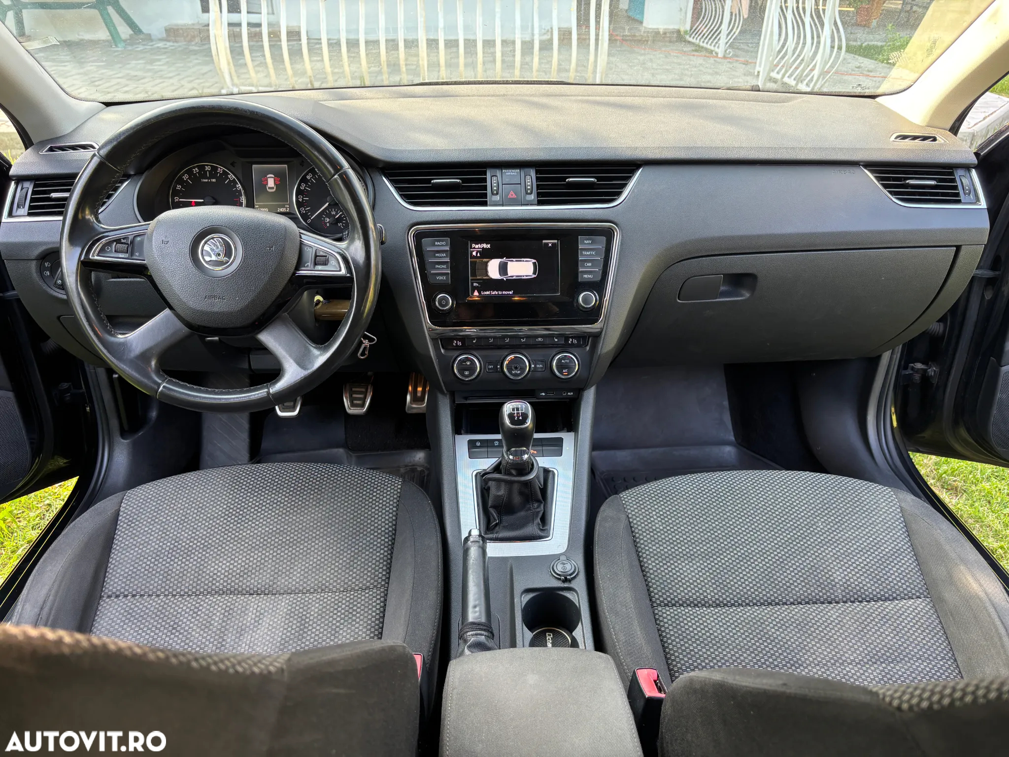 Skoda Octavia 1.6 TDI ELEGANCE - 8