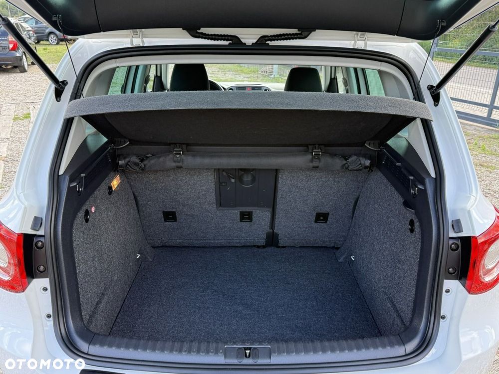 Volkswagen Tiguan - 31