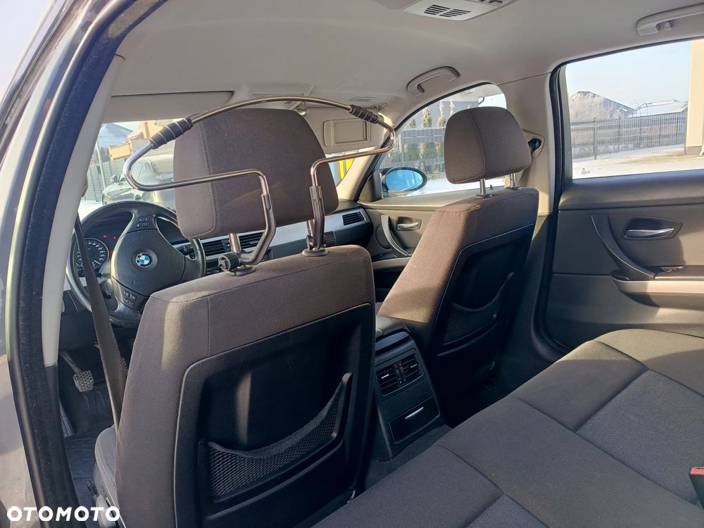 BMW Seria 3 330d DPF - 27