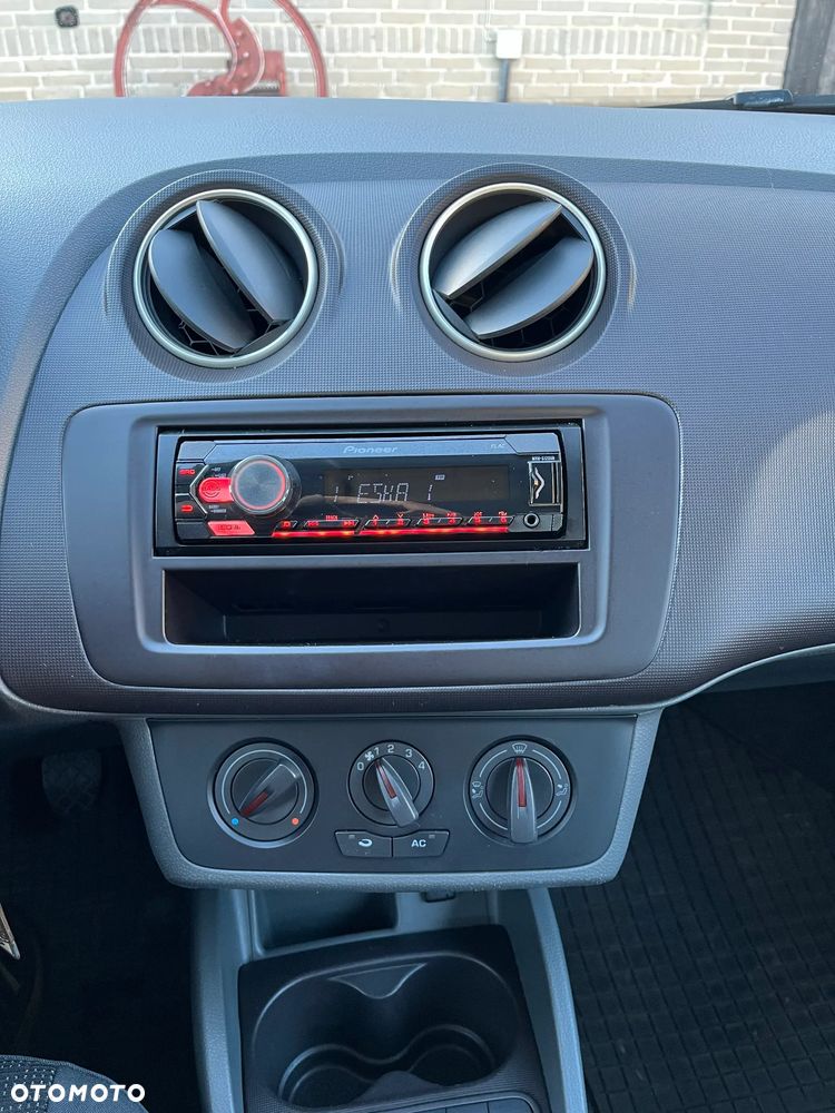 Seat Ibiza 1.4 16V Reference - 12