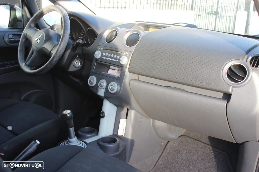 Mitsubishi Colt CZ3 1.5 DI-D Invite - 10