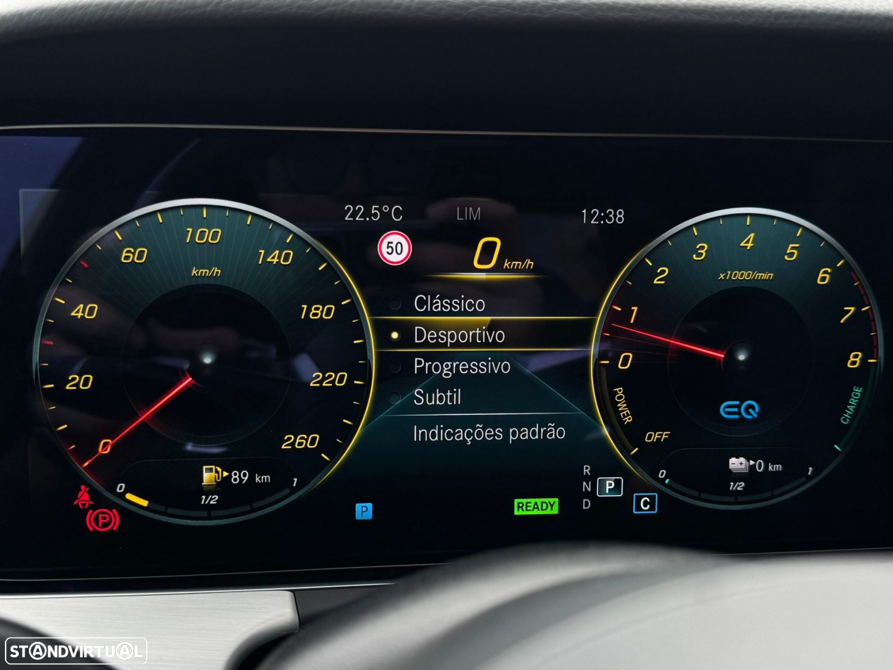 Mercedes-Benz E 300 e AMG Line - 35