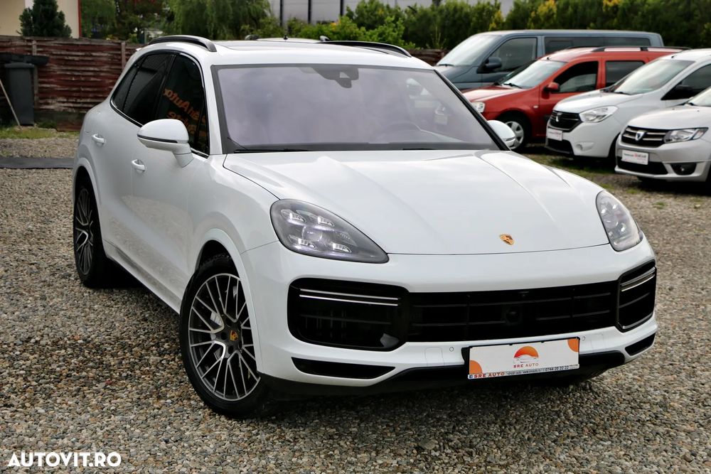 Porsche Cayenne Turbo - 28