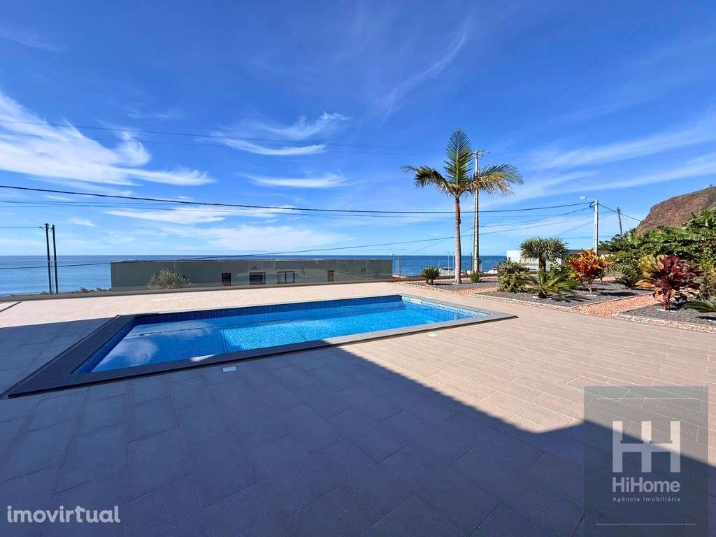 Moradia T4 de Design Contemporâneo no Paul do Mar - Calheta, Madeira - Grande imagem: 4/38