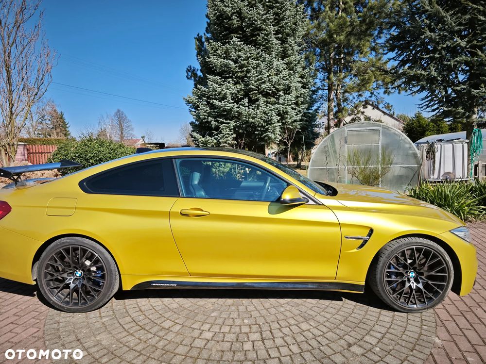 BMW M4 DKG - 5