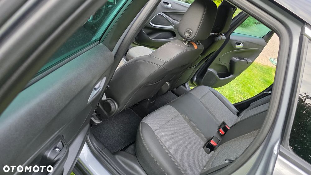 Opel Crossland - 35
