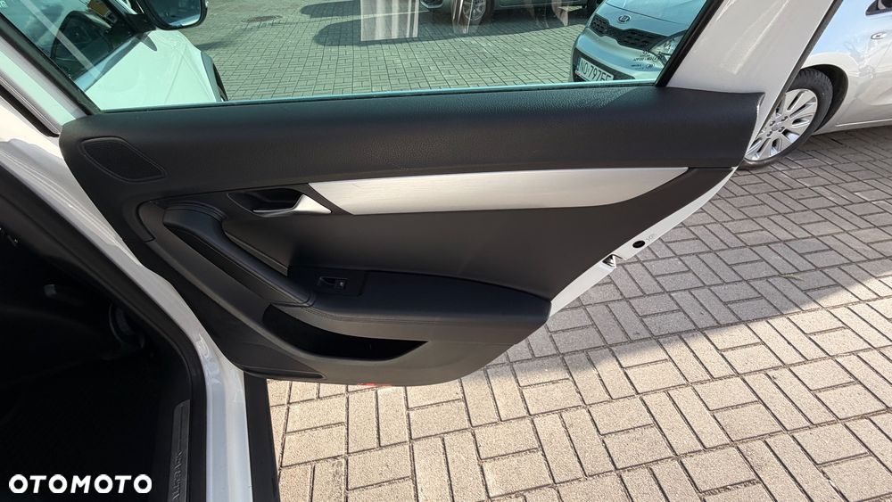 Volkswagen Passat Alltrack - 18