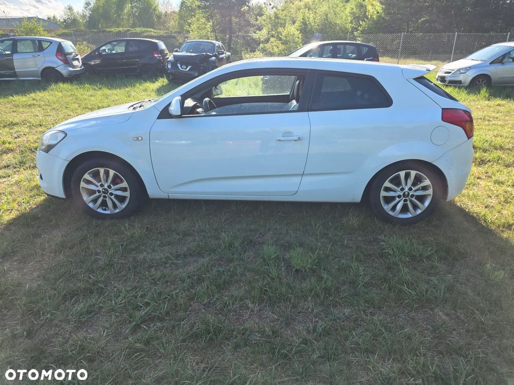 Kia ProCeed 2.0 CRDi Mind - 3