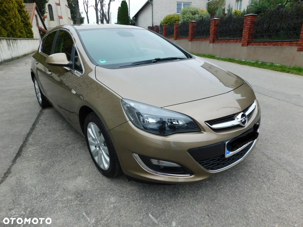 Opel Astra 1.4 Turbo Cosmo - 3