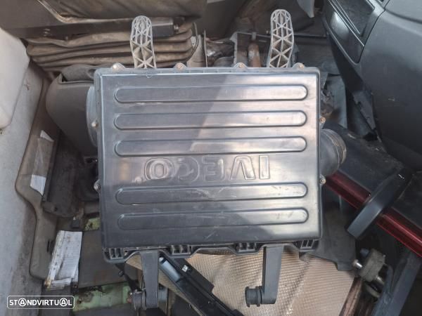 Caixa De Filtro De Ar Iveco Daily V Camião De Plataforma/Chassis - 1