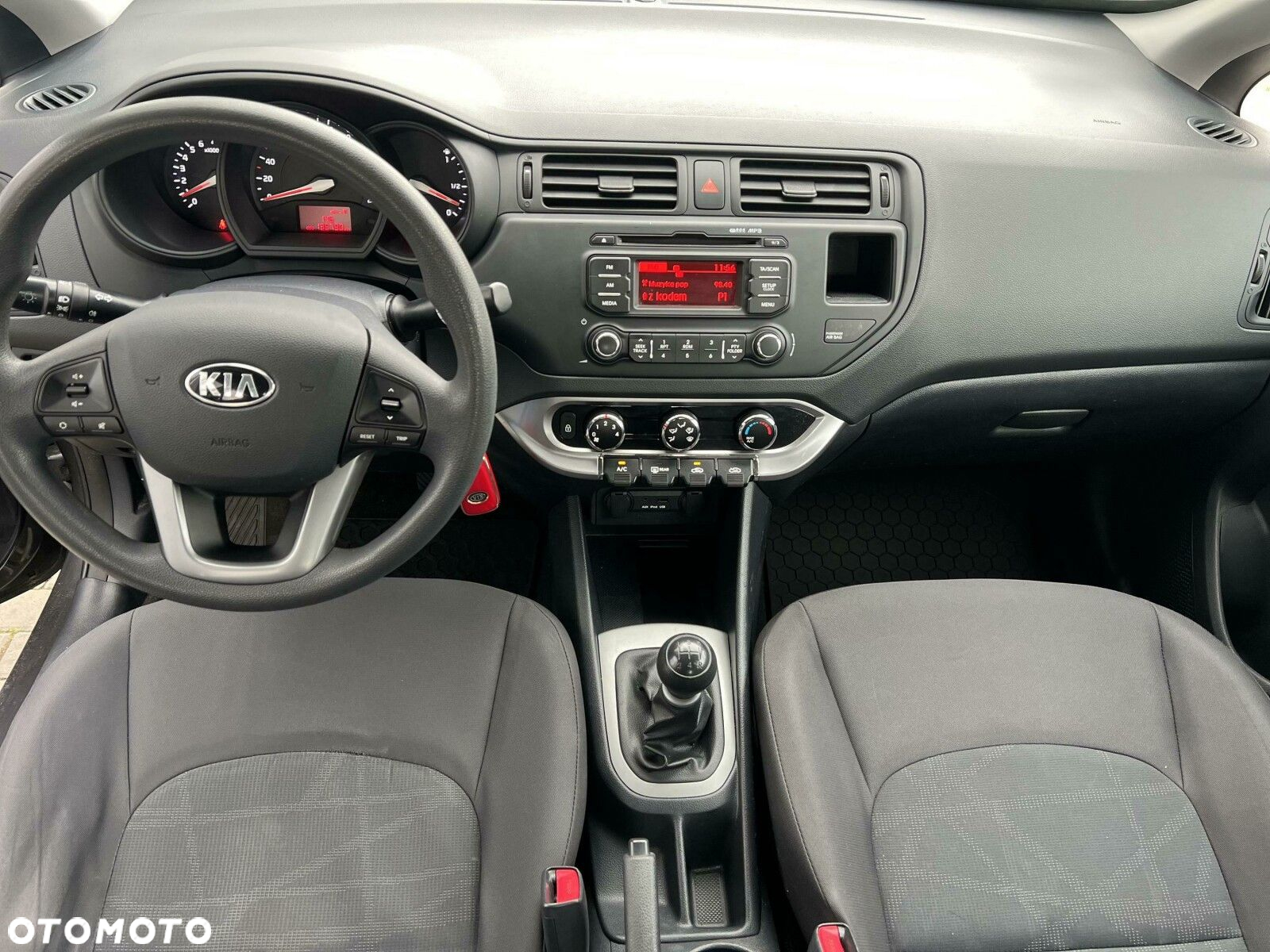 Kia Rio - 9