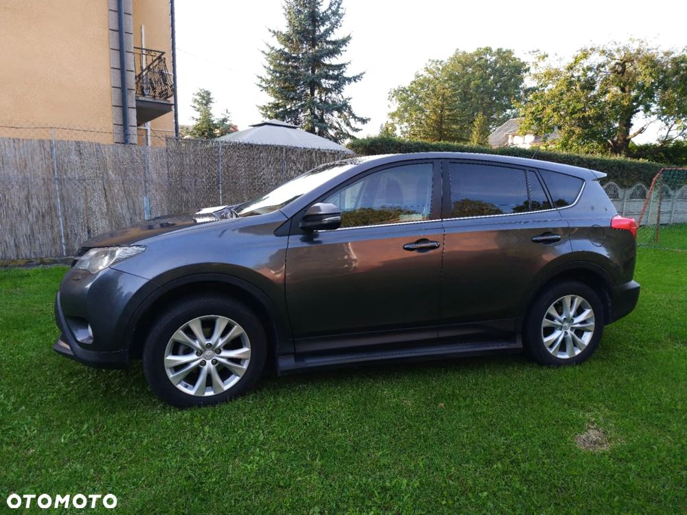 Toyota RAV4 - 4