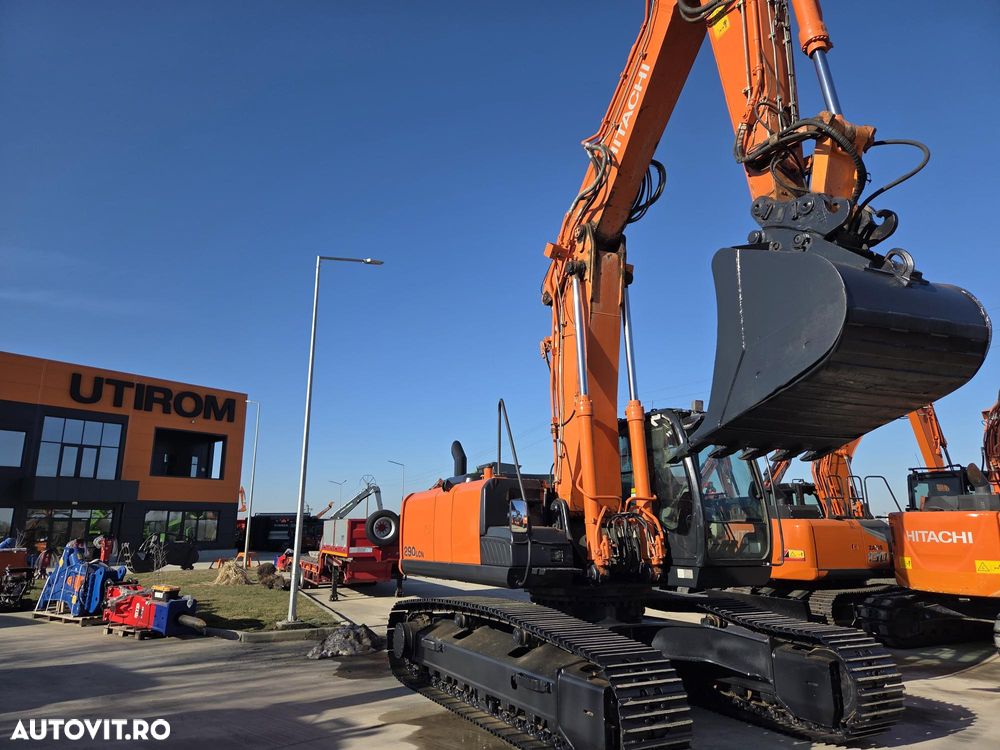 Hitachi ZX290LCN, 30 tone, 2014, 9.152h, latime 2,99m, 3 brate excavare, inst picon, inst rotire, gresare automata, Cupla rapida hidr, cupa 1,8mc, senile 80% ok, ad sapare 7m, bolt diam 90mm, 3 pompe hidr HITACHI, STARE BUNA-PROMOTIE 66.900 EUR+Tva - 14