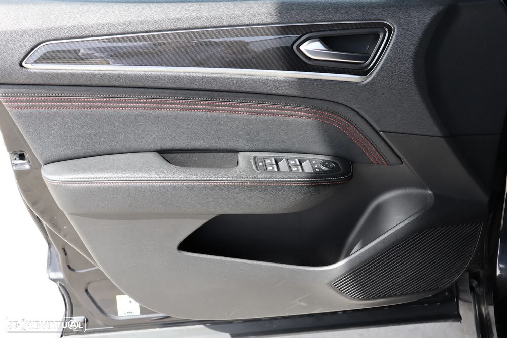 Renault Arkana 1.6 E-Tech R.S.Line - 12