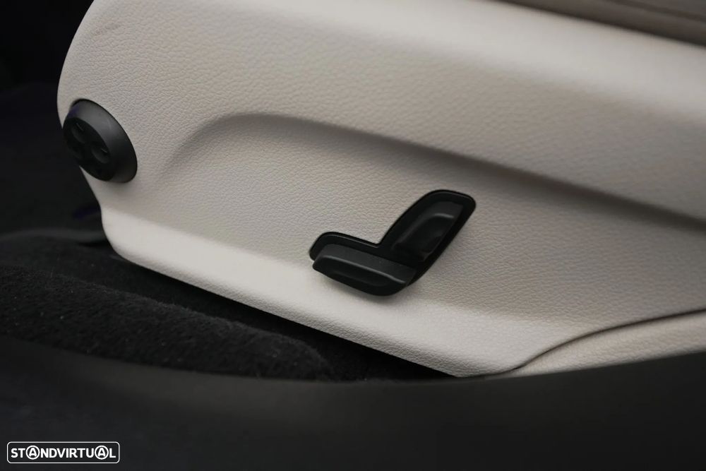 Mercedes-Benz E 300 de Avantgarde - 25