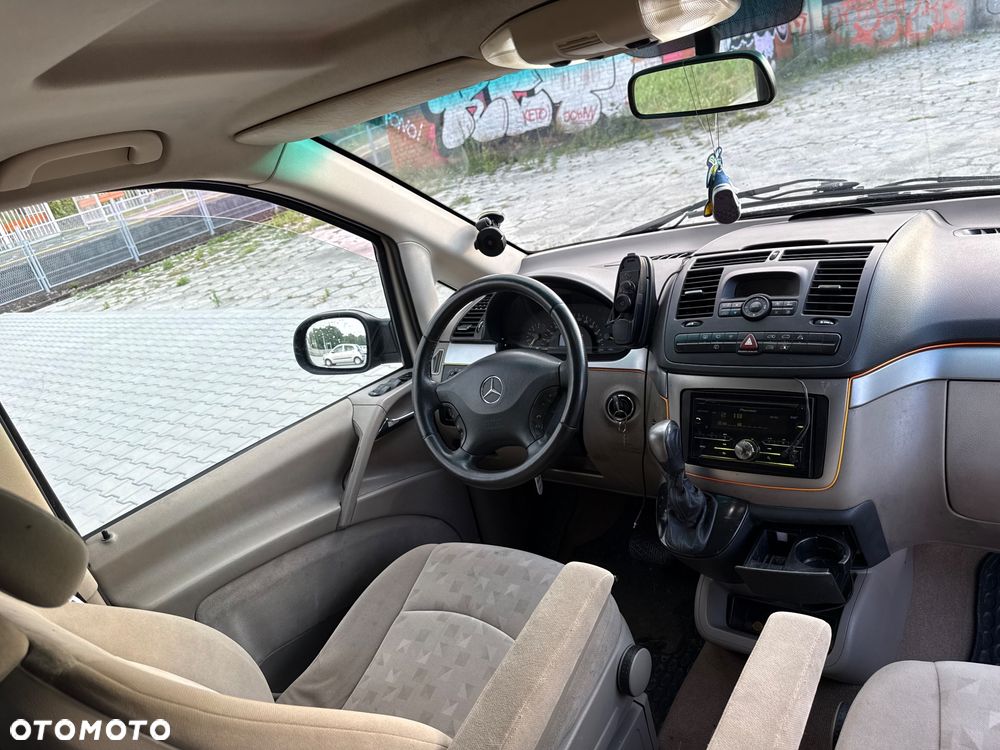 Mercedes-Benz Viano - 9