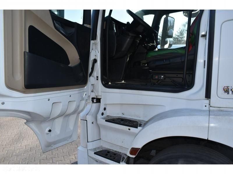Mercedes-Benz Actros - 19