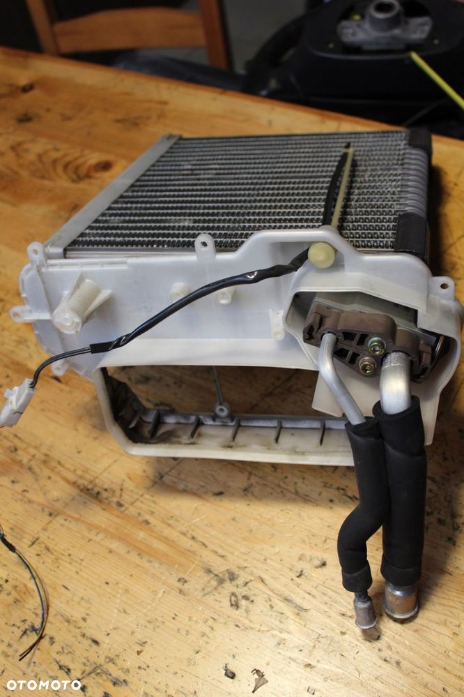 PAROWNIK KLIMATYZACJI COROLLA VERSO I EU - 6