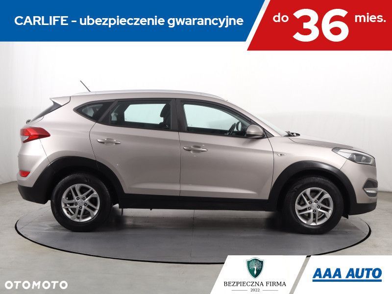 Hyundai Tucson - 8
