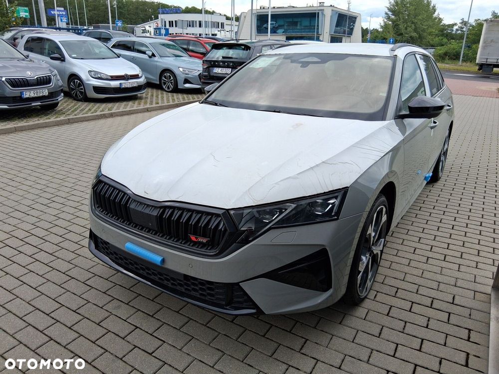 Skoda Octavia 2.0 TSI RS DSG - 2